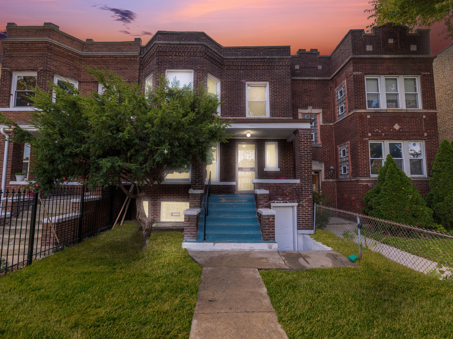 4747 West Monroe Street Chicago, IL 60644 - Photo 2 of 25 a front view of a house