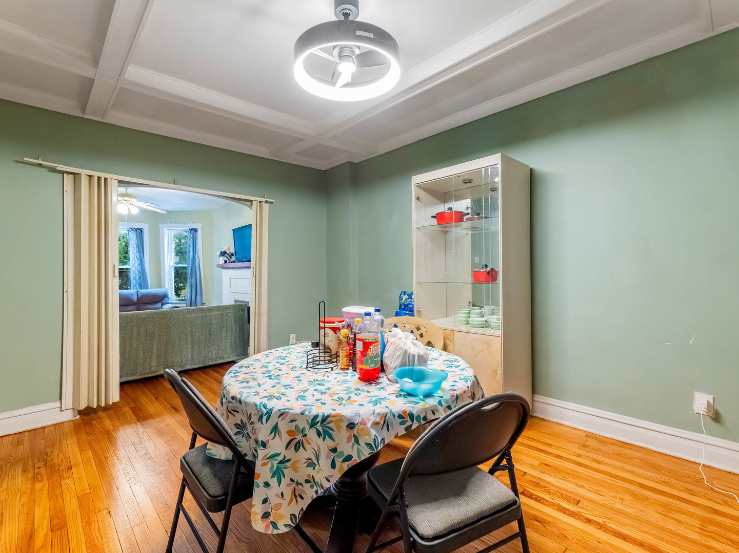 4747 West Monroe Street Chicago, IL 60644 - Photo 5 of 25 a dining room with furniture and window