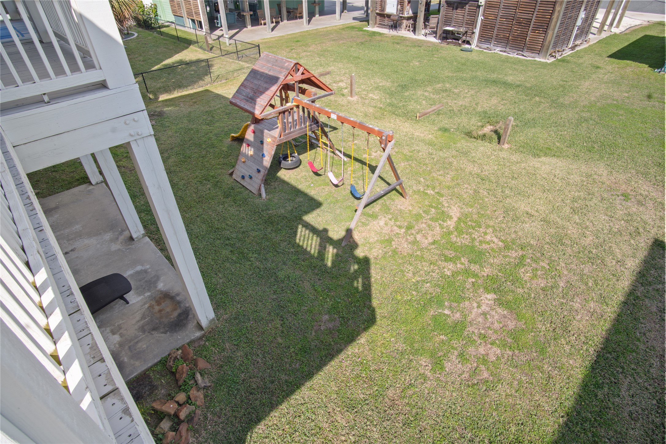 932 Kent Crystal Beach, TX 77650 - Photo 34 of 37 a view of yard