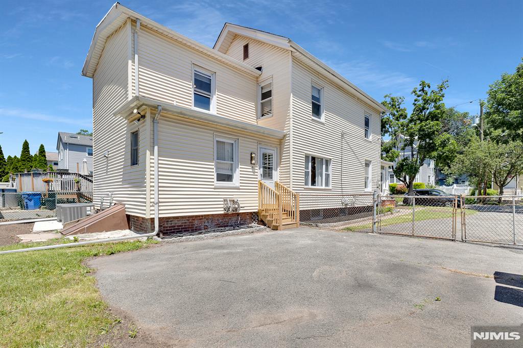 25 Riverview Avenue Rutherford, NJ 07070 - Photo 46 of 50