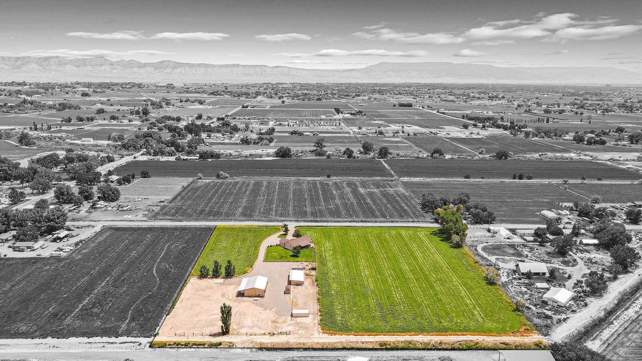 985-20 20 1/2 Road Fruita, CO 81521 - Photo 5 of 42 an aerial view of a swimming pool