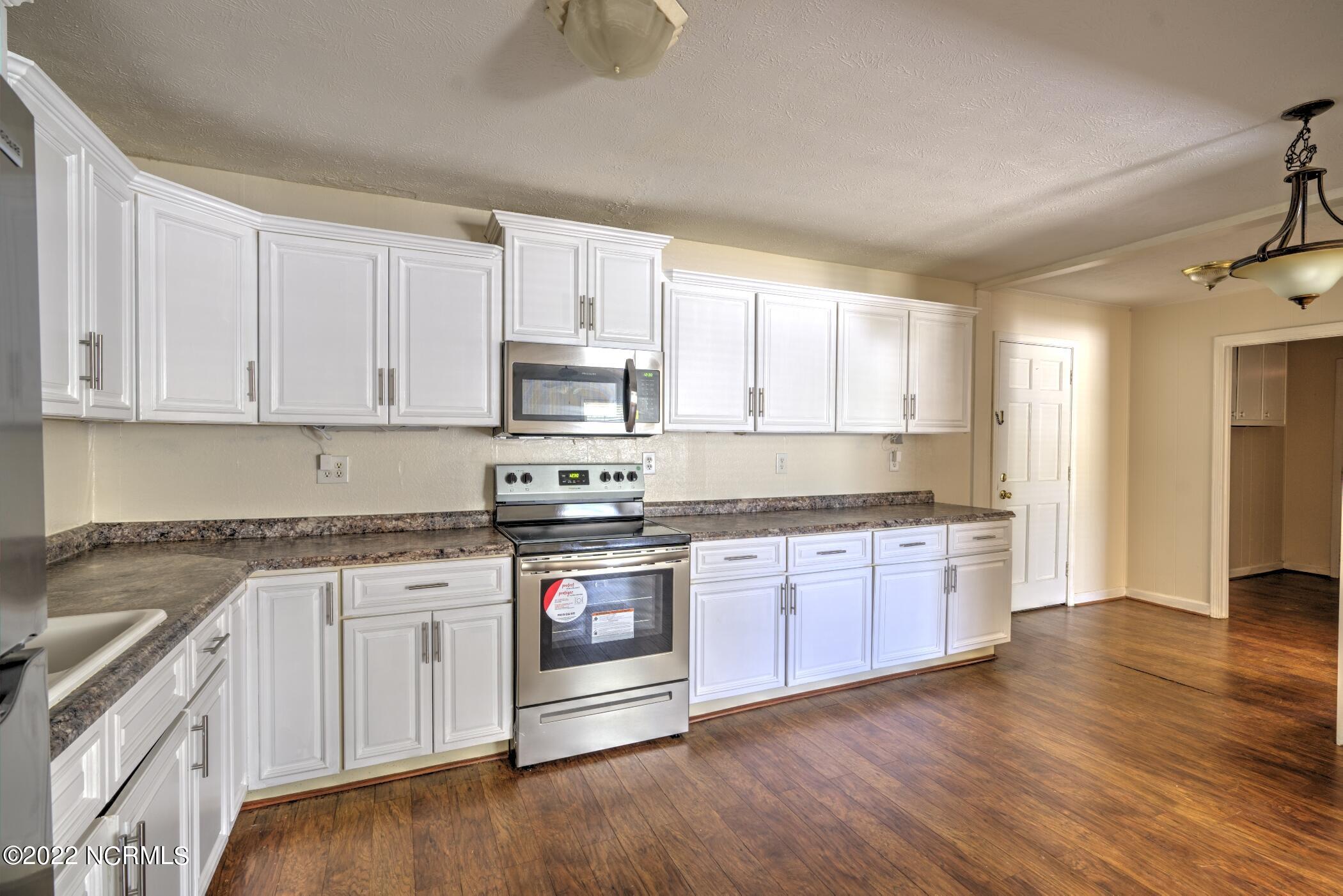 1034 Richmond Road Rockingham, NC 28379 - Photo 11 of 32 DSC09827_8_9