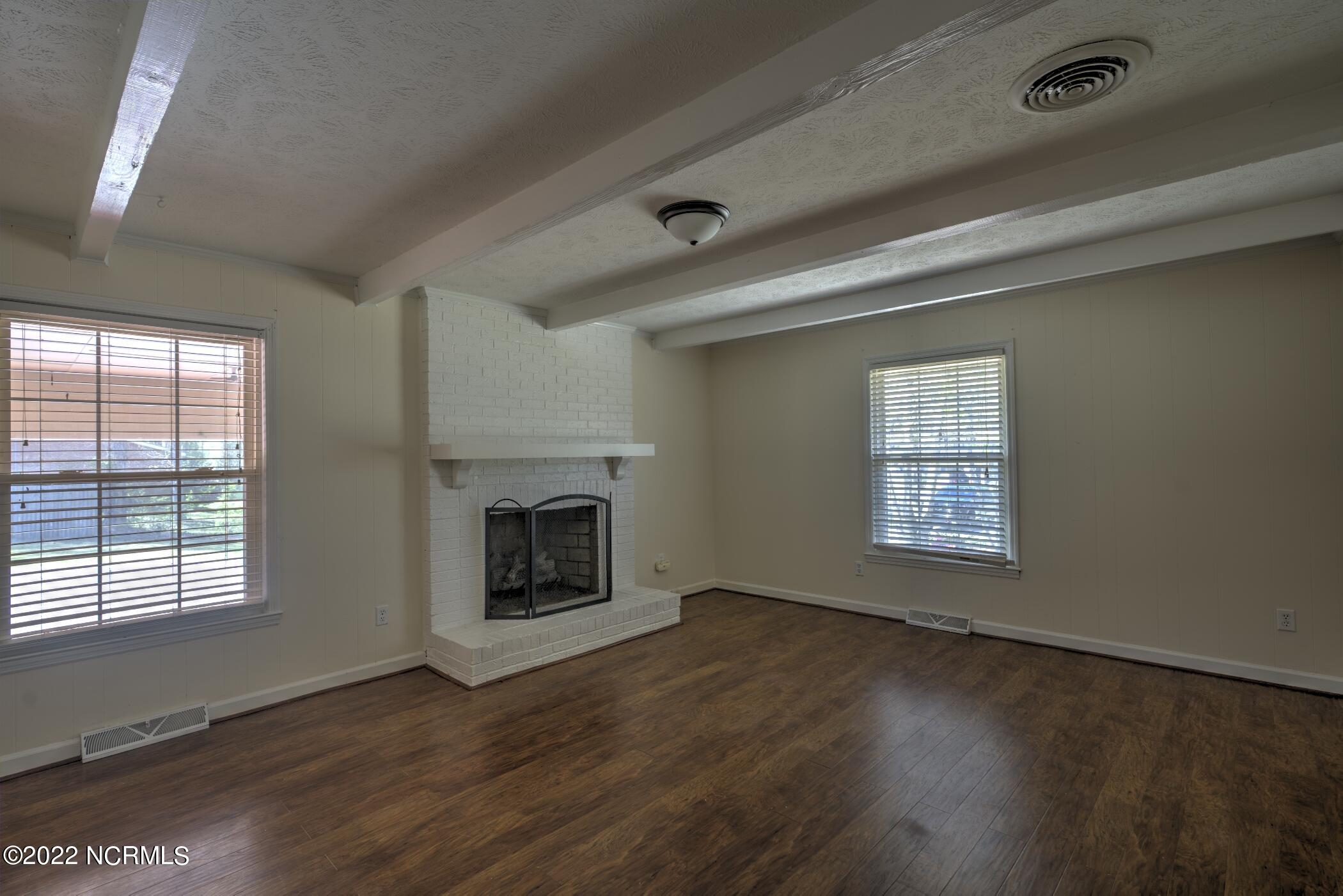 1034 Richmond Road Rockingham, NC 28379 - Photo 9 of 32 DSC09833_4_5