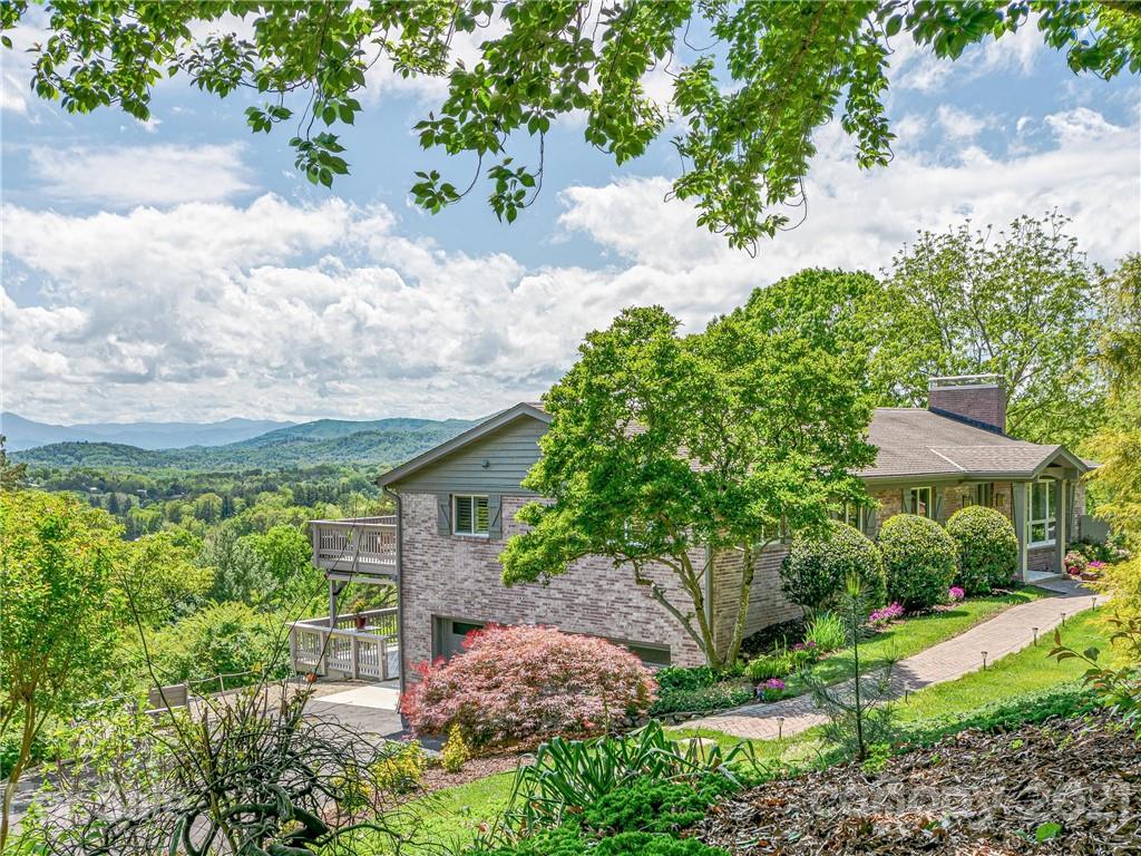 616 Windsor Road Asheville, NC 28804 - Photo 1 of 44 Gallery Image 1