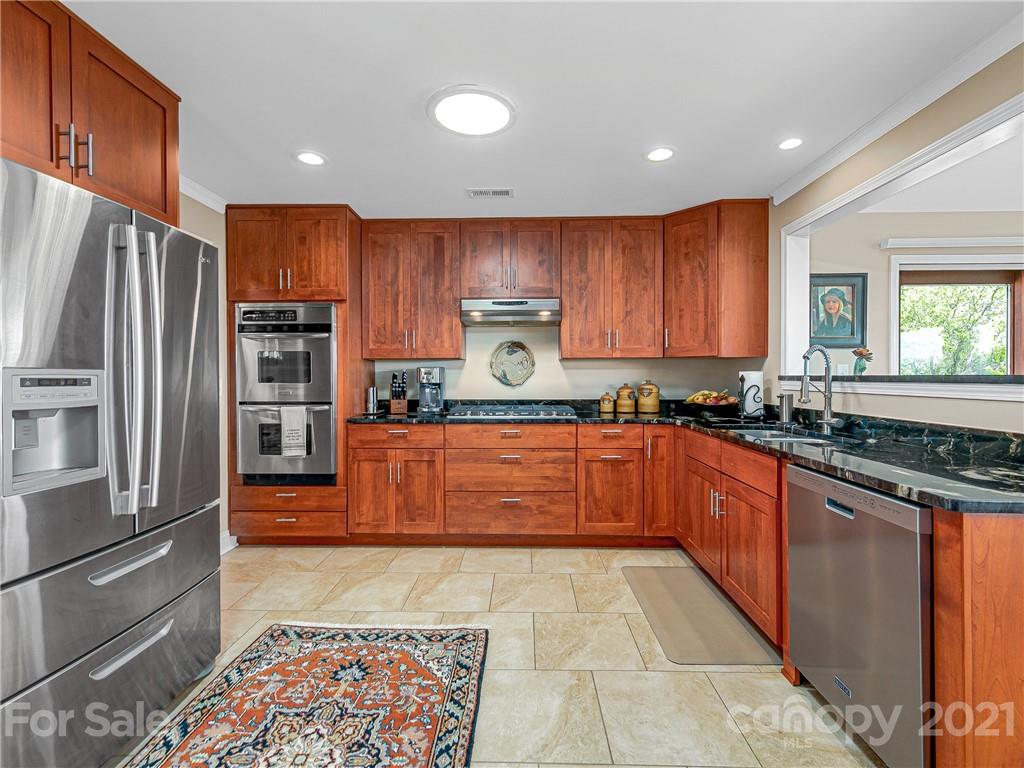 616 Windsor Road Asheville, NC 28804 - Photo 13 of 44 Gallery Image 13