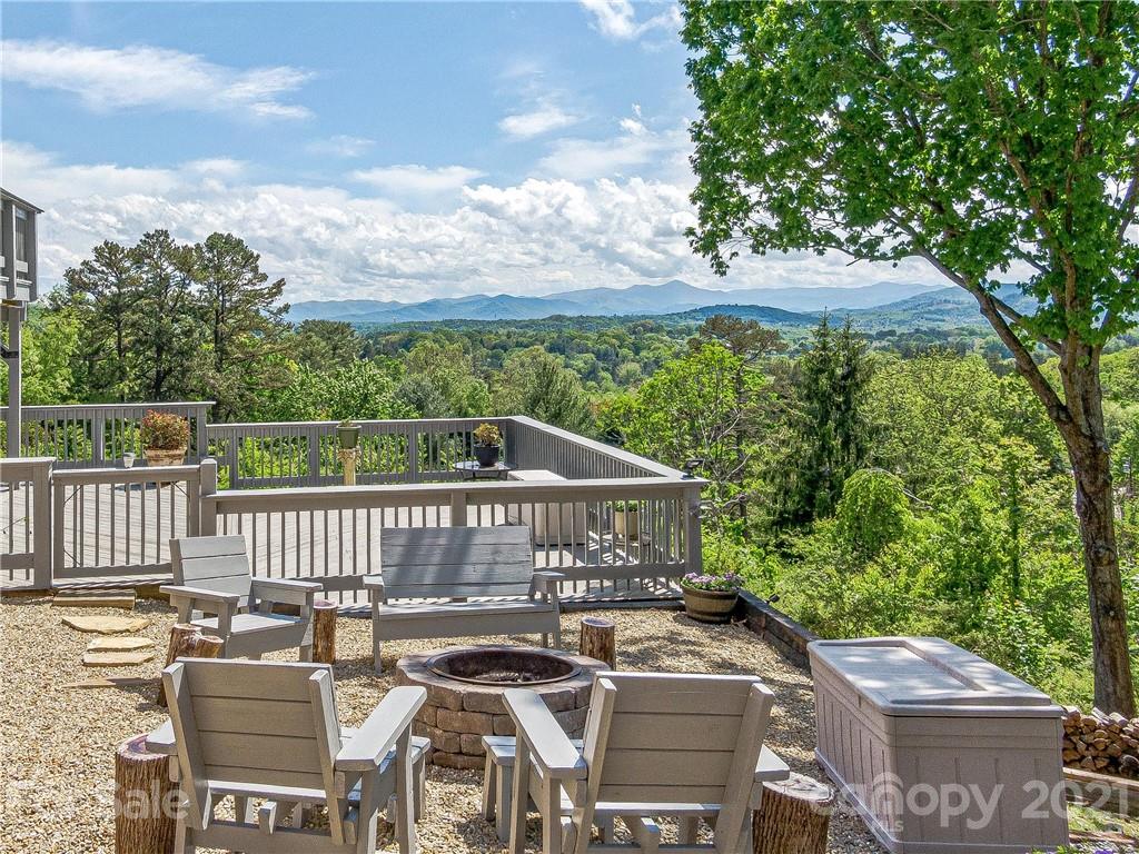 616 Windsor Road Asheville, NC 28804 - Photo 4 of 44 Gallery Image 4