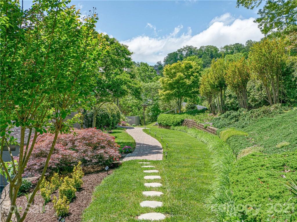 616 Windsor Road Asheville, NC 28804 - Photo 38 of 44 Gallery Image 38