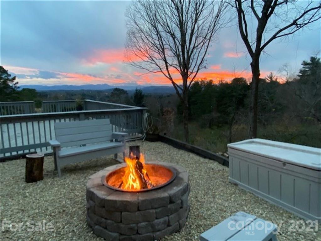 616 Windsor Road Asheville, NC 28804 - Photo 5 of 44 Gallery Image 5
