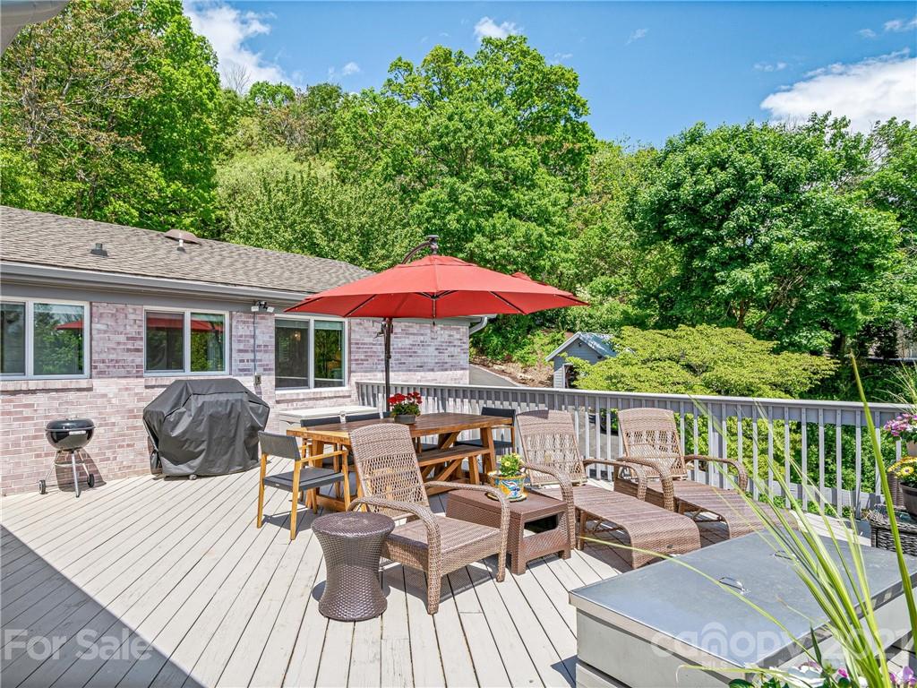 616 Windsor Road Asheville, NC 28804 - Photo 7 of 44 Gallery Image 7