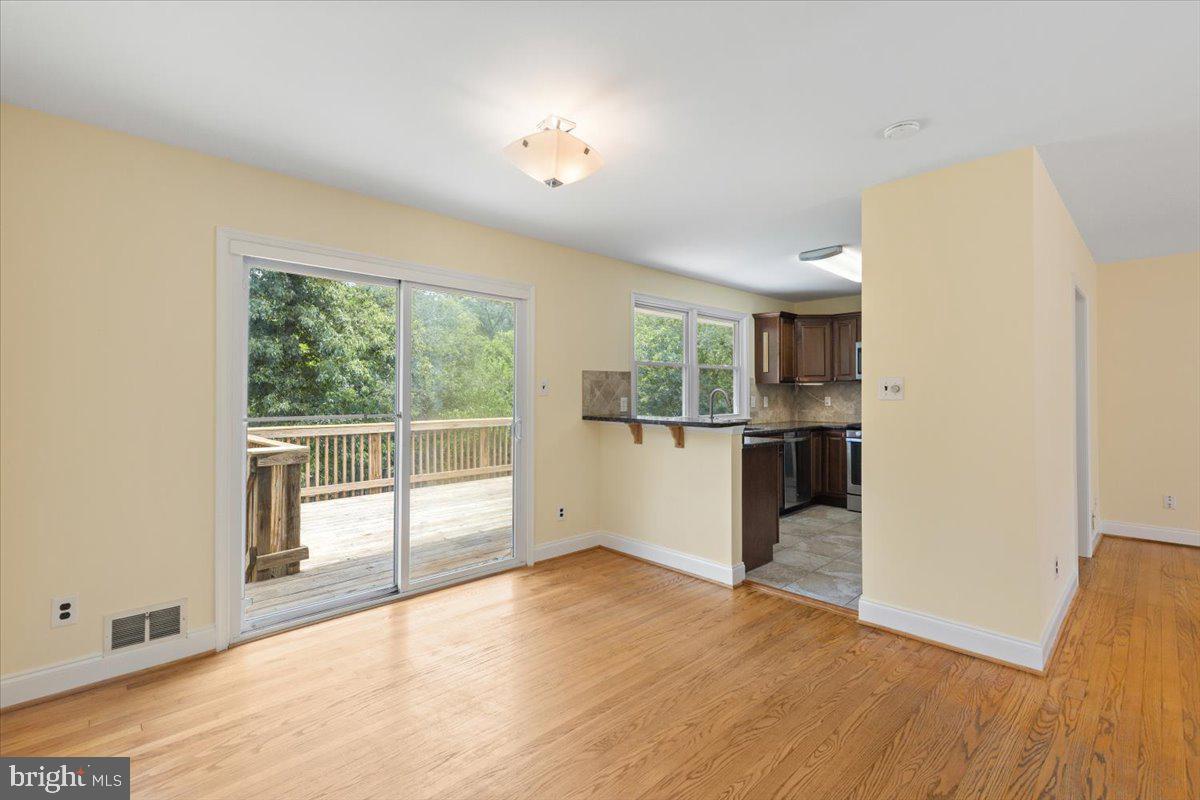 5627 Ottawa Road Centreville, VA 20120 - Photo 10 of 40