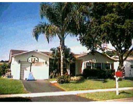 22701 Family Circle Boca Raton, FL 33428 - Photo 1 of 1 Primary Photo