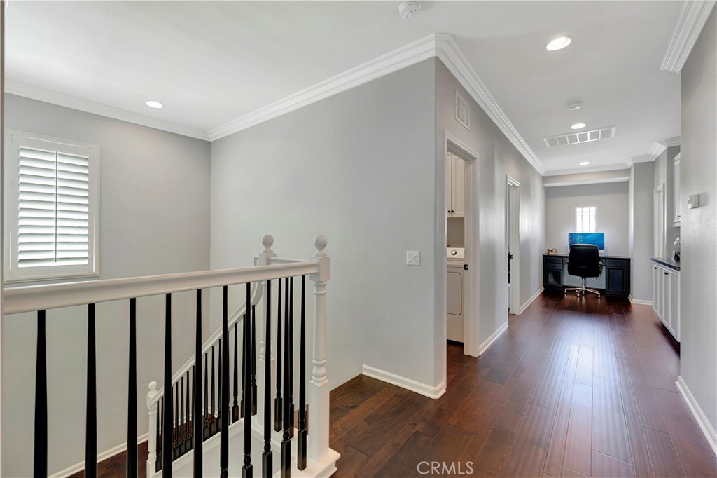 302 Summit Crest Lake Forest, CA 92630 - Photo 18 of 40 Upstairs hallway
