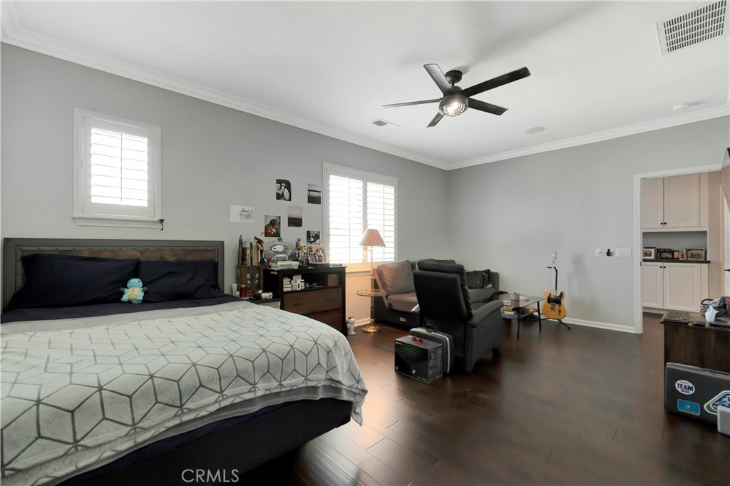 302 Summit Crest Lake Forest, CA 92630 - Photo 25 of 40 Bedroom #2 EnSuite