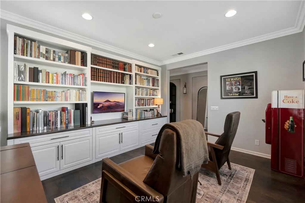 302 Summit Crest Lake Forest, CA 92630 - Photo 3 of 40 Home Office with built-in book case and cabinets