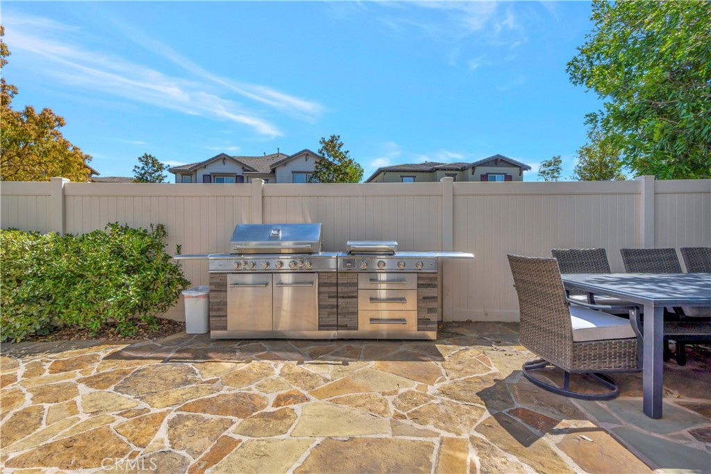 302 Summit Crest Lake Forest, CA 92630 - Photo 34 of 40 Bonus BBQ
