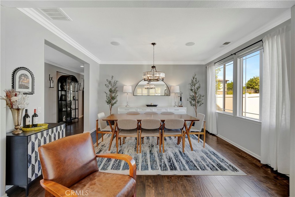 302 Summit Crest Lake Forest, CA 92630 - Photo 10 of 40