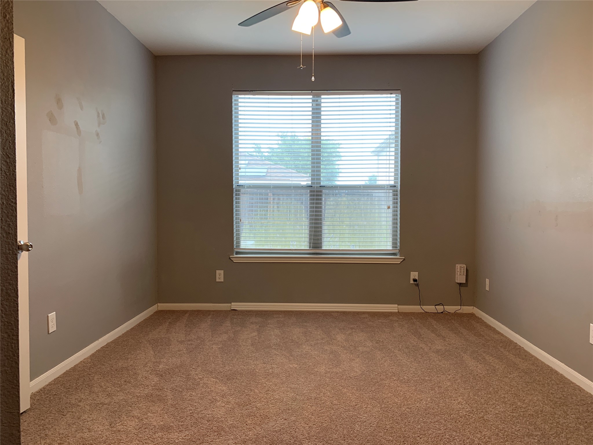 17038 Wilthorne Gardens Court Houston, TX 77084 - Photo 10 of 25 Huge windows provide plenty of natural light in the master