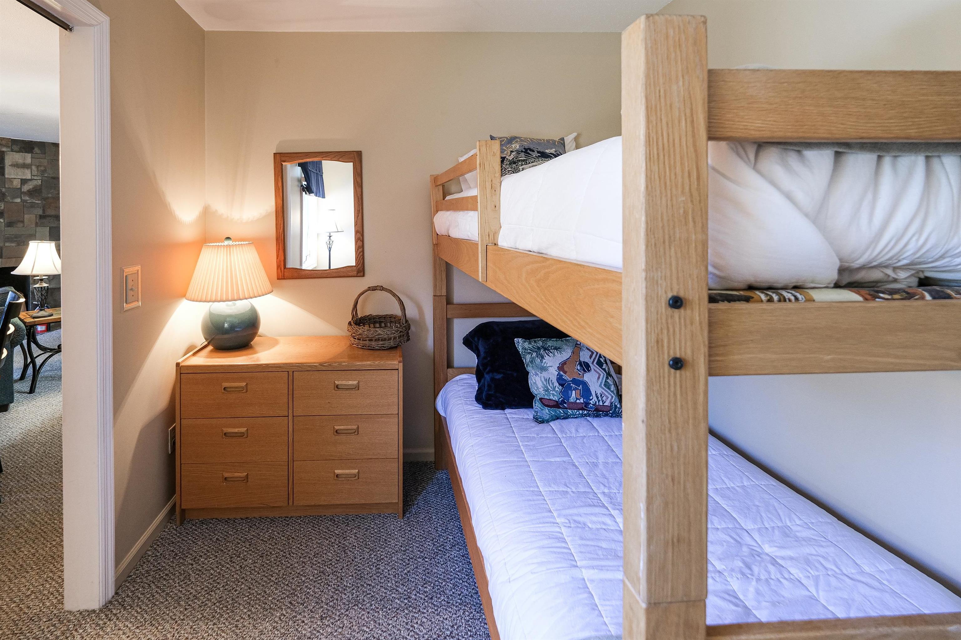 32 Highway 103, Unit D4 Ludlow, VT 05149 - Photo 28 of 47