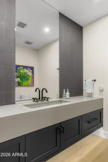 $8,900,000 | 7540 North Lakeside Lane, Paradise Valley, AZ 85253