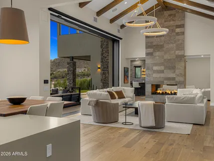 $8,900,000 | 7540 North Lakeside Lane, Paradise Valley, AZ 85253