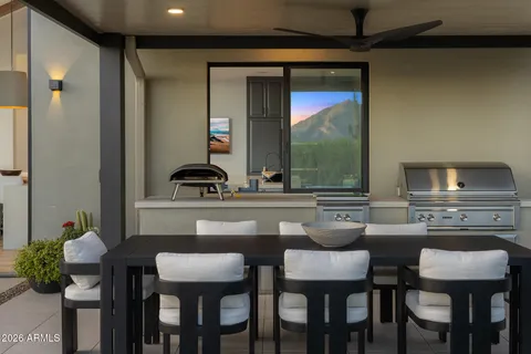 $8,900,000 | 7540 North Lakeside Lane, Paradise Valley, AZ 85253