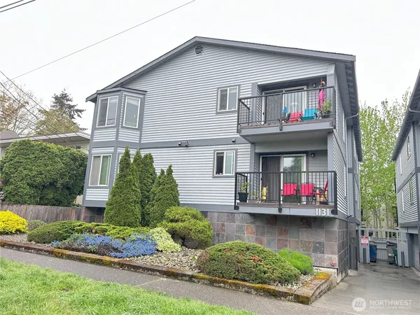 $2,200 | 1131 North 93rd Street, Unit 3, Seattle, WA 98103