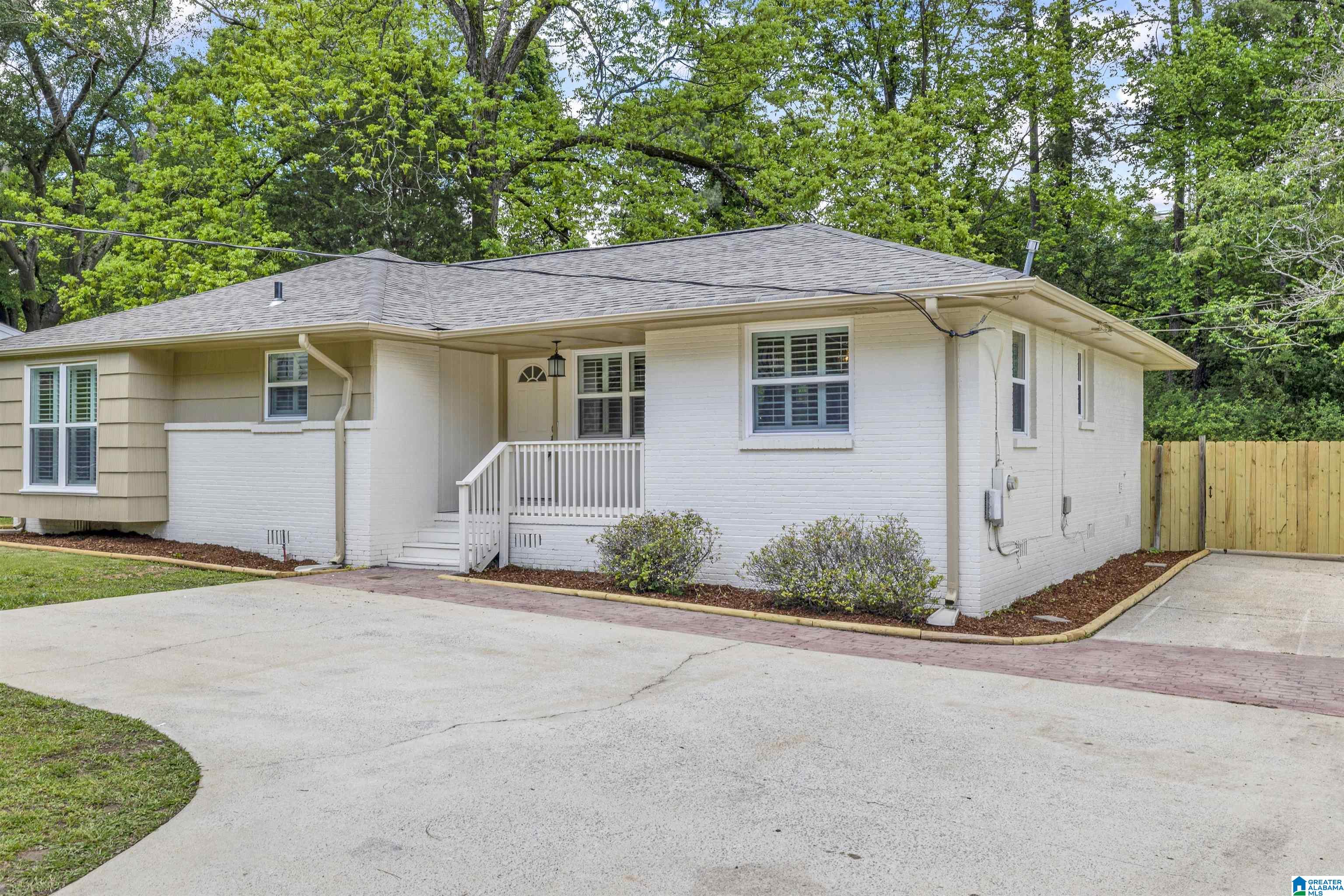 1620 Cresthill Road Birmingham, AL 35213 - Photo 30 of 32