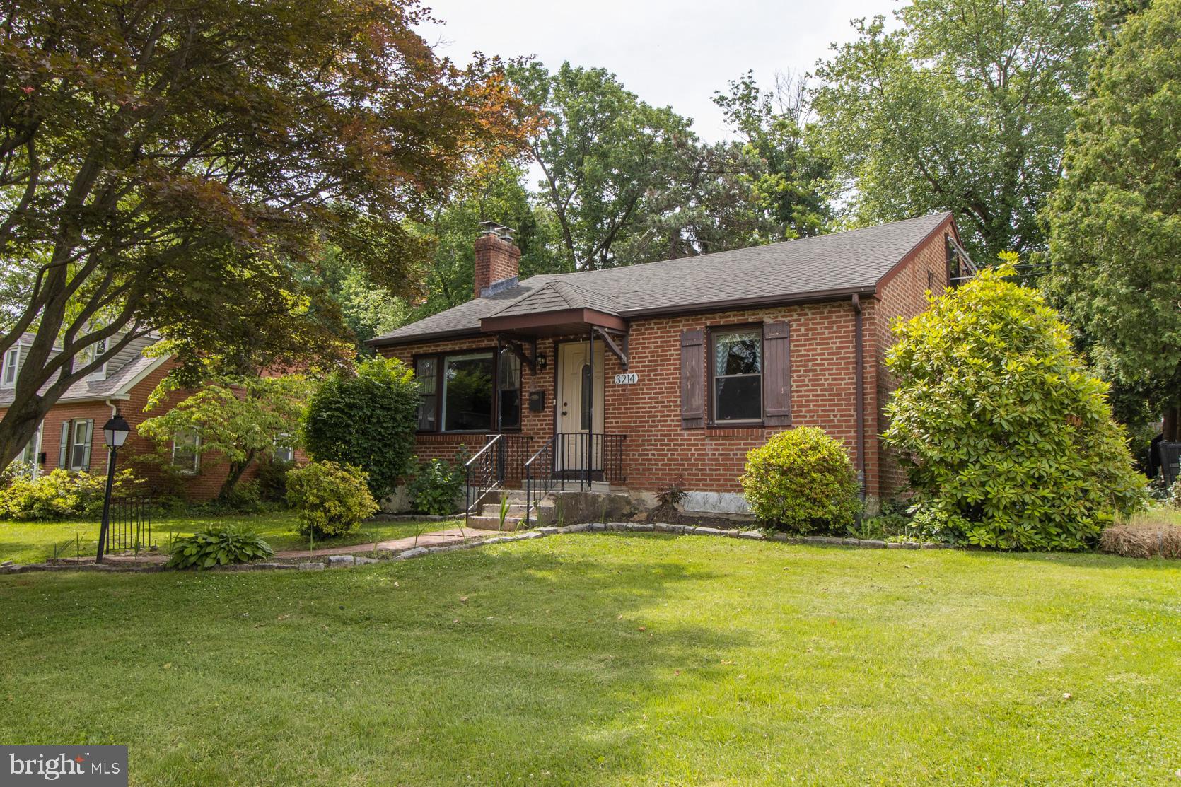 3214 Hilltop Road Newtown Square, PA 19073 - Photo 3 of 31