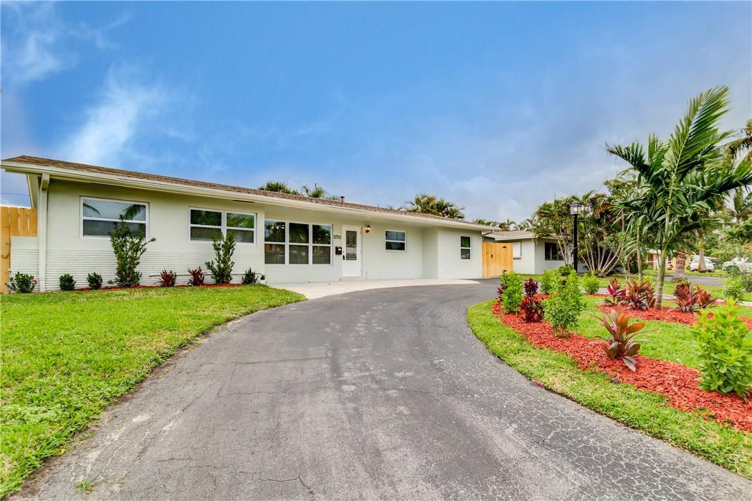2750 Northeast 53rd Street Lighthouse Point, FL 33064 - Photo 27 of 32 Photo 27