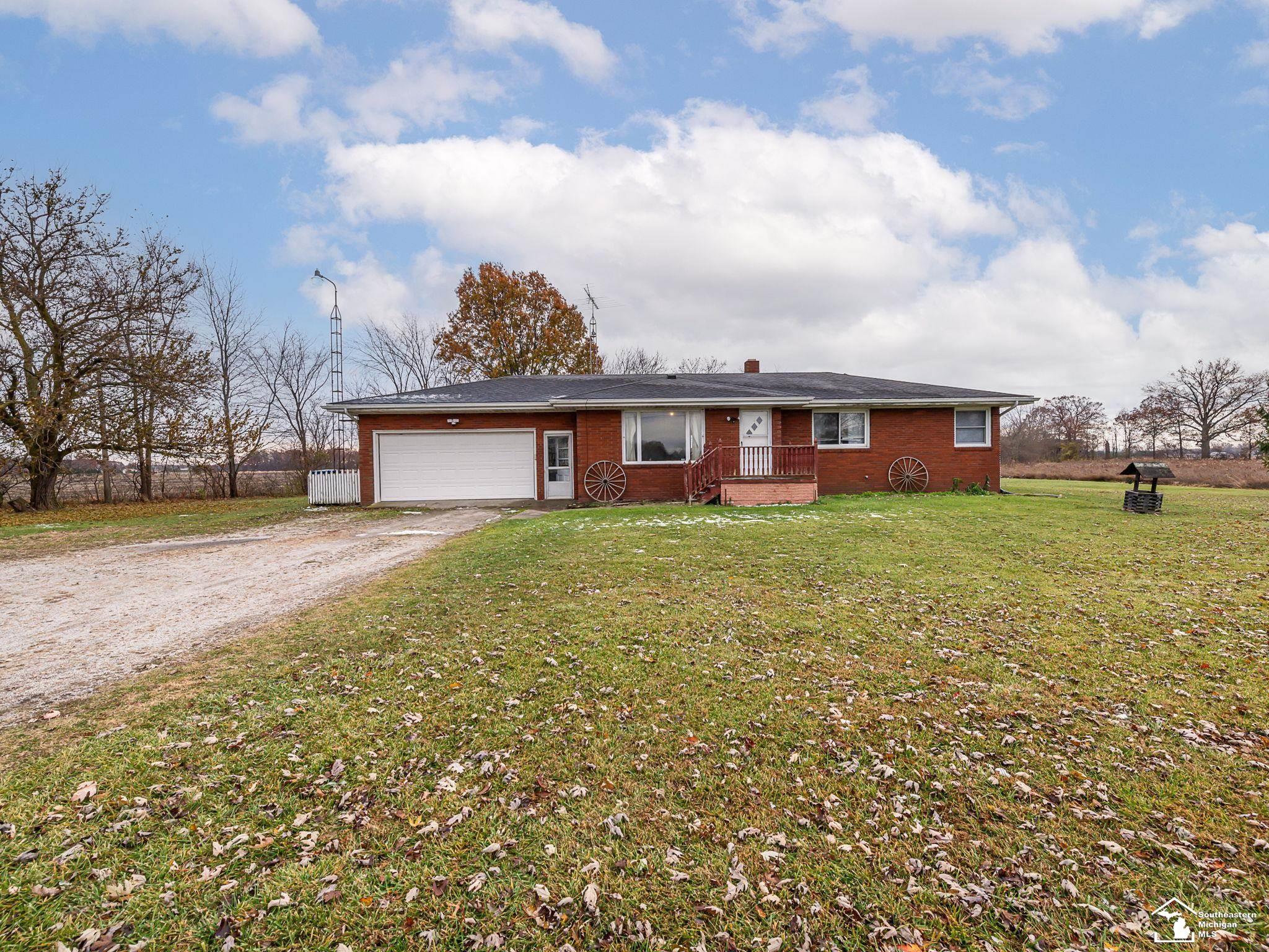 8687 Todd Road Ida, MI 48140 - Photo 1 of 31