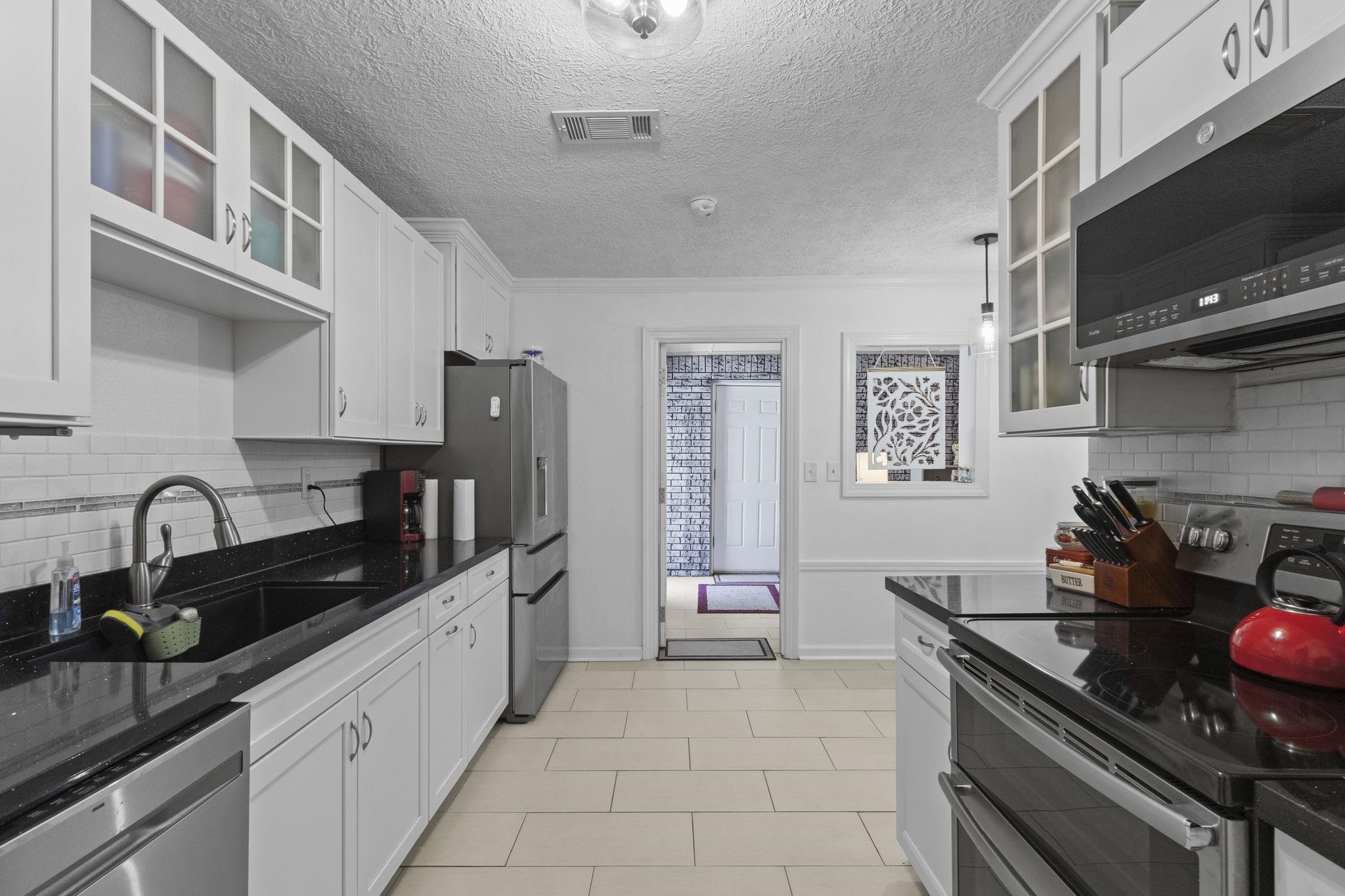 6064 White Oak Road Orange, TX 77632 - Photo 16 of 34