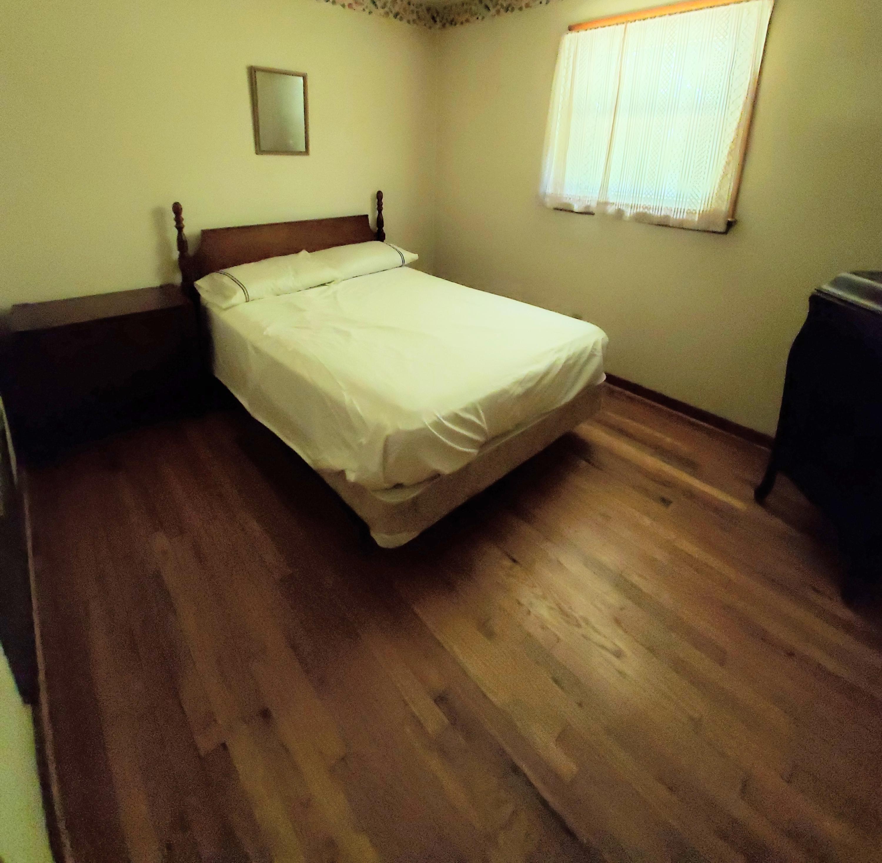 7631 Dewayne Road Chattanooga, TN 37416 - Photo 5 of 12 Bedroom one