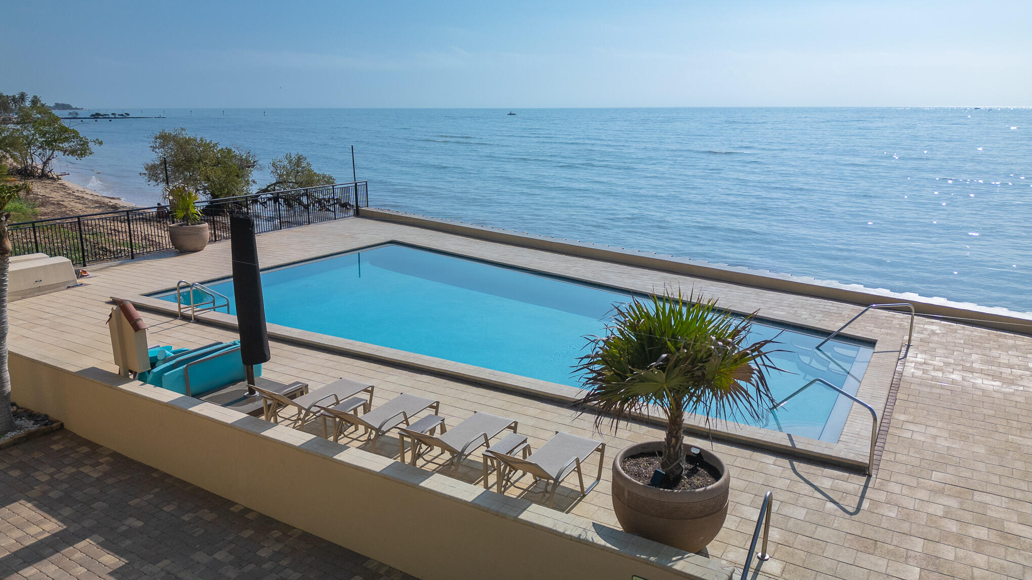 1616 Atlantic Boulevard, Unit 15 Key West, FL 33040 - Photo 2 of 43 1616 ATLANTIC #15 WEB-43