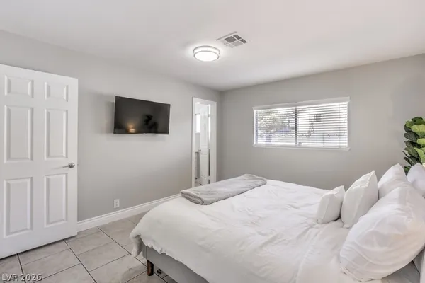 $5,100 | Undisclosed Address, Las Vegas, NV 89108