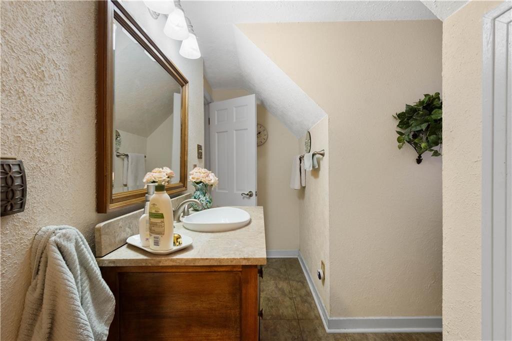 52 Newgate Road Pittsburgh, PA 15202 - Photo 30 of 48