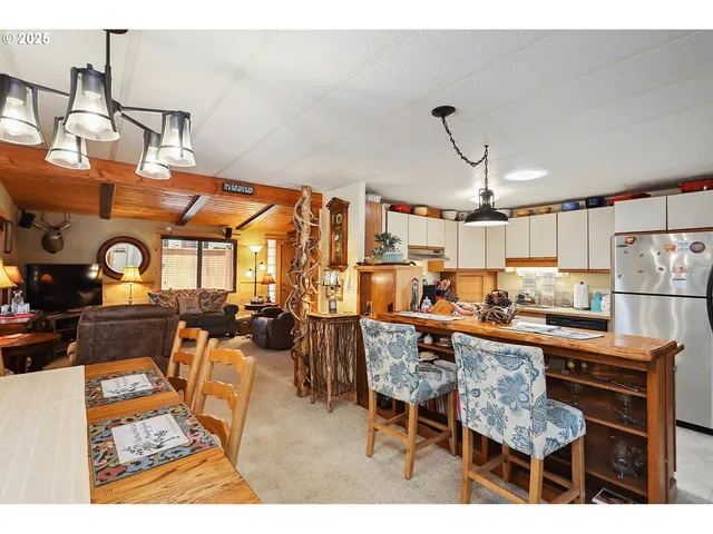 $399,000 | 328 Ponderosa Place, Wamic, OR 97063