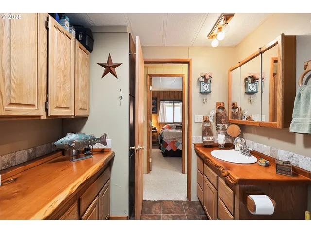 $399,000 | 328 Ponderosa Place, Wamic, OR 97063