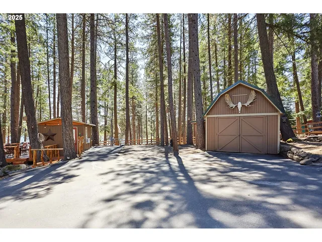 $399,000 | 328 Ponderosa Place, Wamic, OR 97063