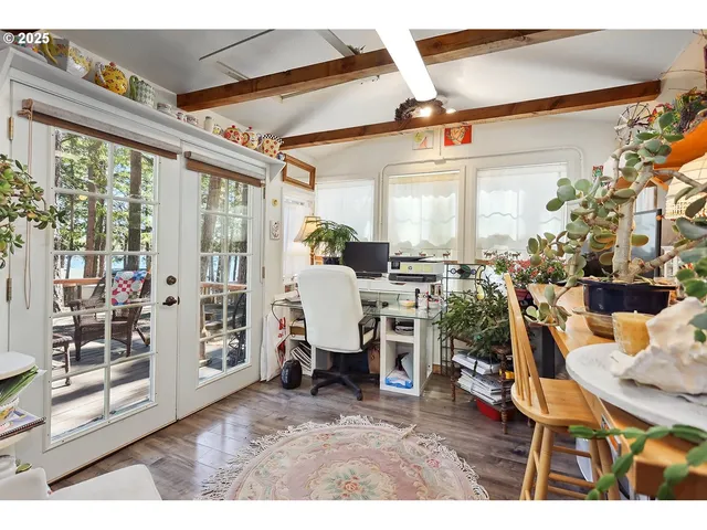 $399,000 | 328 Ponderosa Place, Wamic, OR 97063