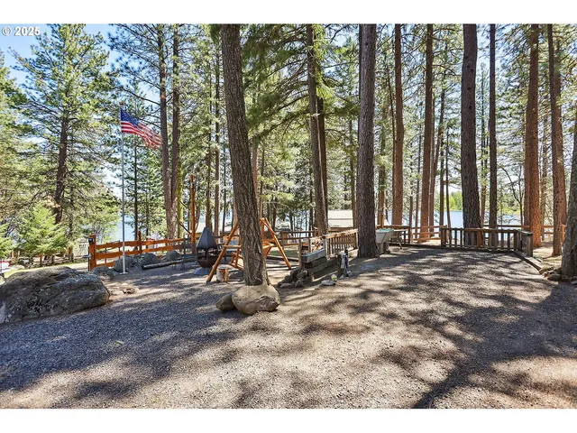 $399,000 | 328 Ponderosa Place, Wamic, OR 97063