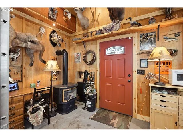 $399,000 | 328 Ponderosa Place, Wamic, OR 97063