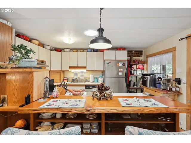 $399,000 | 328 Ponderosa Place, Wamic, OR 97063