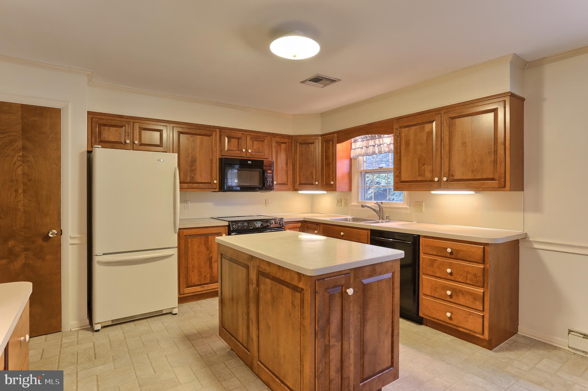 1769 Church Road Hummelstown, PA 17036 - Photo 9 of 34 Gallery Image 9