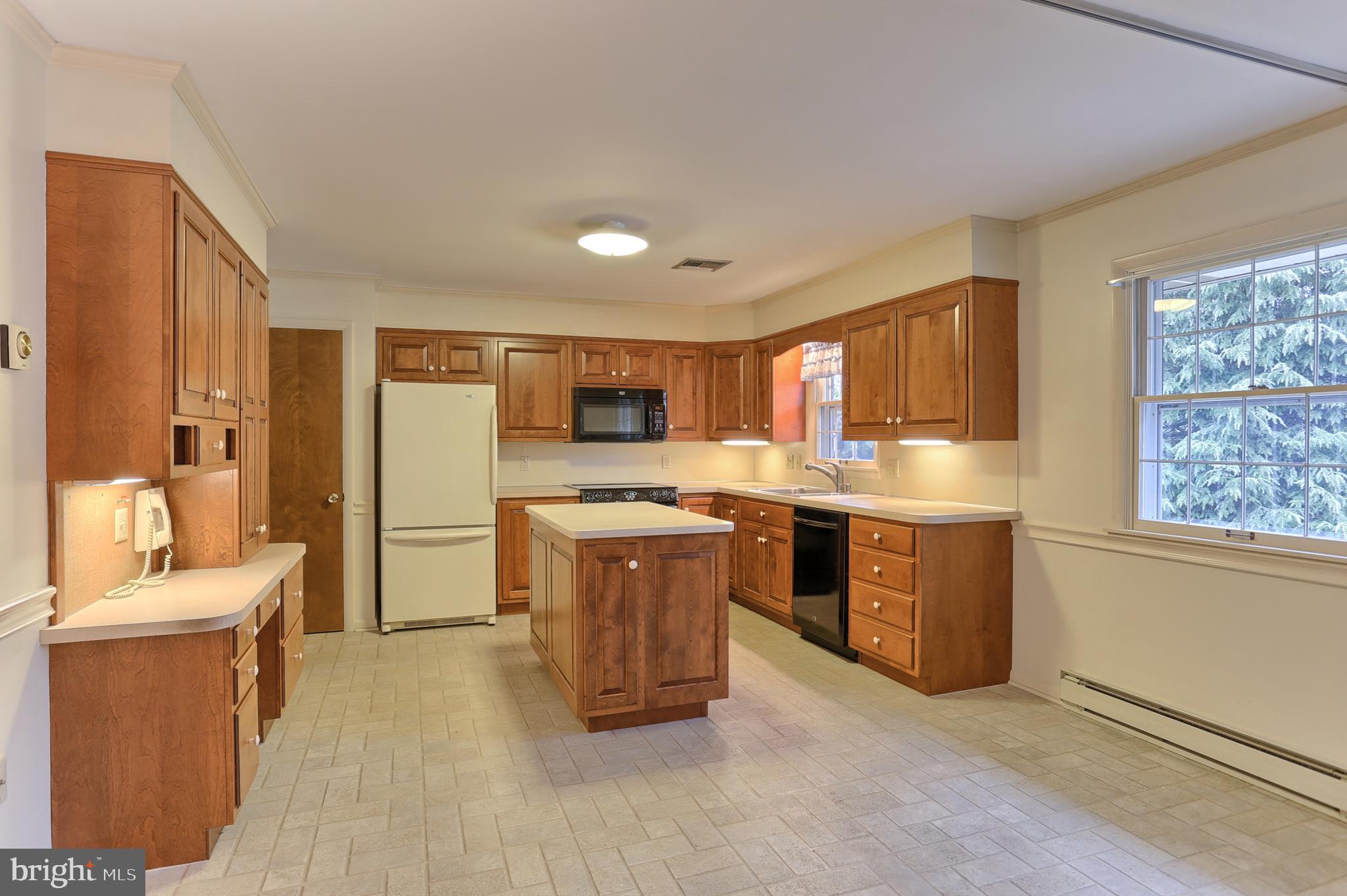 1769 Church Road Hummelstown, PA 17036 - Photo 10 of 34 Gallery Image 10