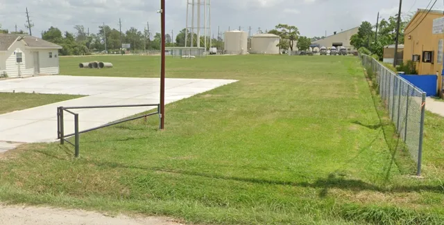 $3,950 | 1208 Sheldon Road, Channelview, TX 77530