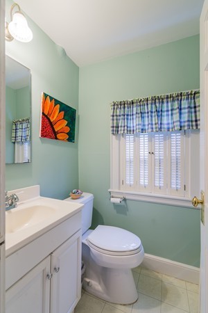 19 Sherrin Road Brookline, MA 02467 - Photo 12 of 16 Gallery Image 12