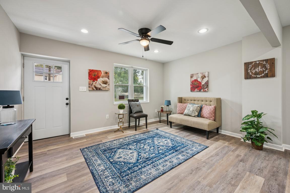 805 Cattell Road Wenonah, NJ 08090 - Photo 4 of 23 Living Room