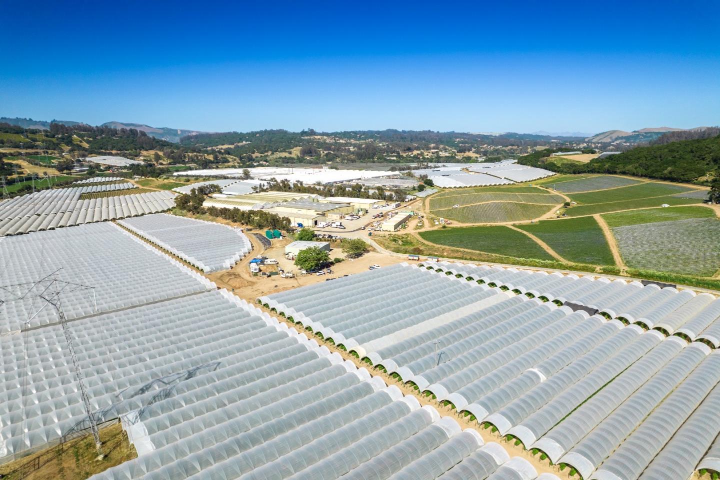 Maher Road Watsonville, CA 95076 - Photo 19 of 20 a view of an ocean