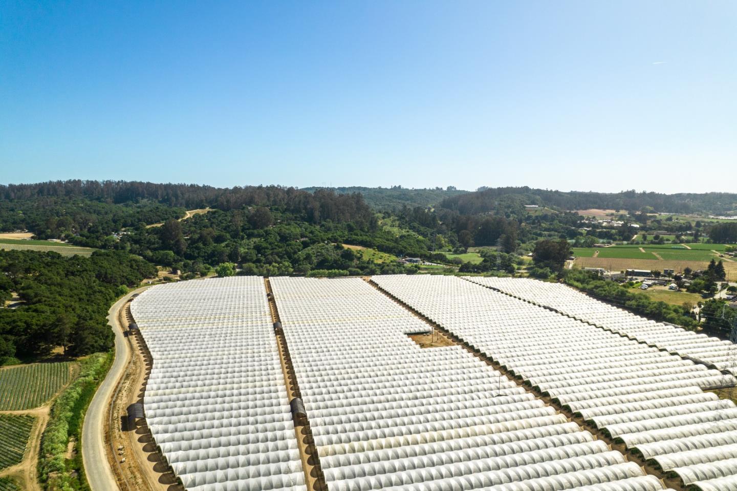 Maher Road Watsonville, CA 95076 - Photo 10 of 20 a view of a terrace