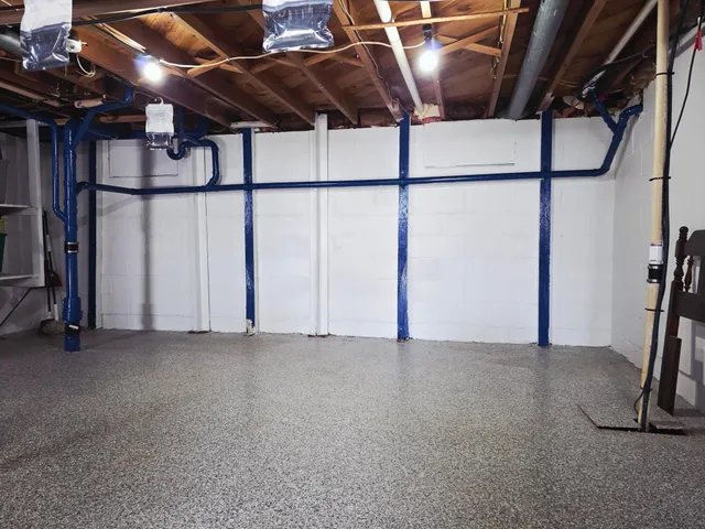 $156,000 | 901 2nd Street Northwest, Pipestone, MN 56164